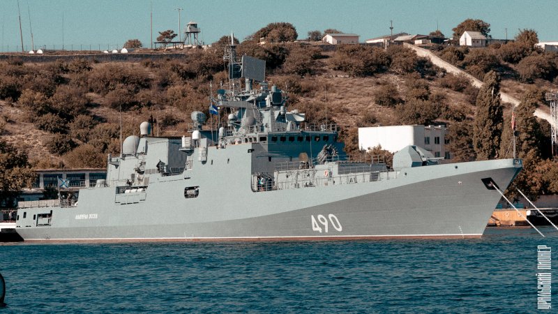 Севастополь корабль Адмирал Эссен