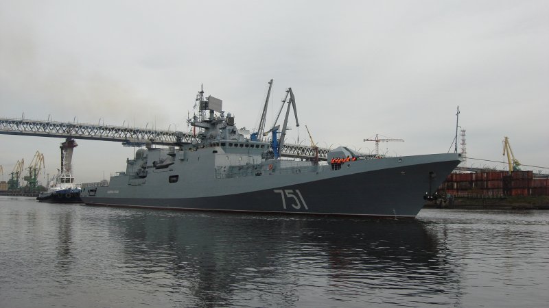 Севастополь корабль Адмирал Эссен