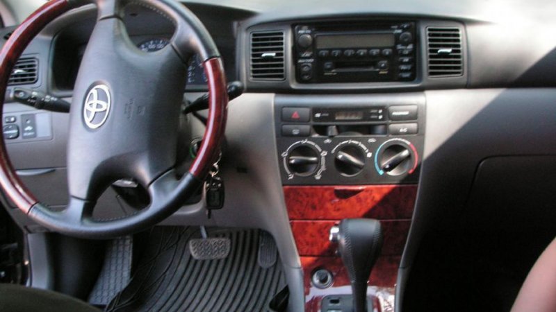 Toyota Corolla 120 салон