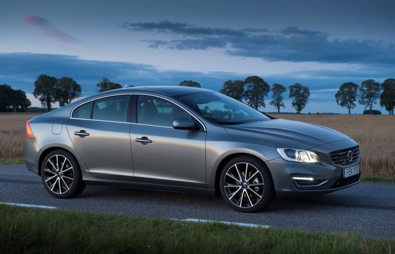 Вольво седан s60