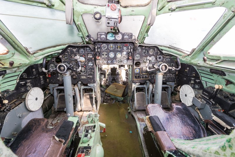 Ту 124 приборная панель