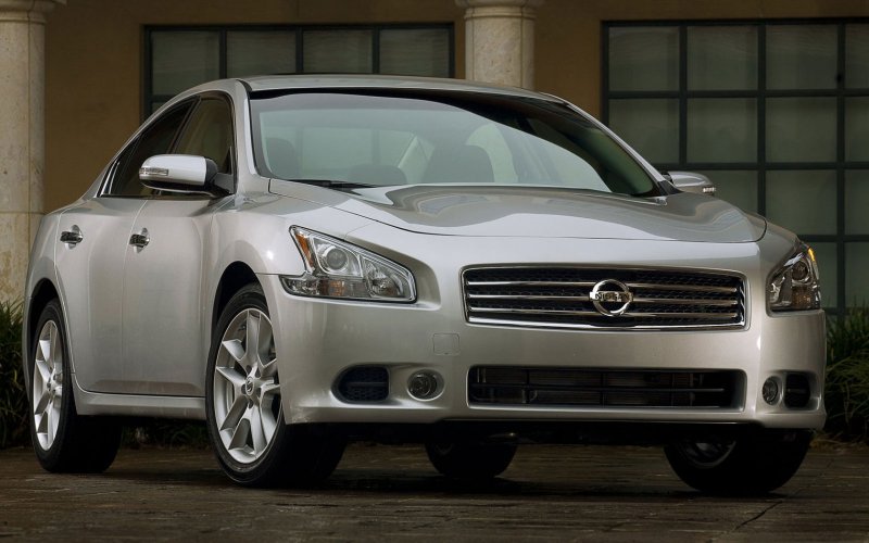Nissan maxima QX 2004