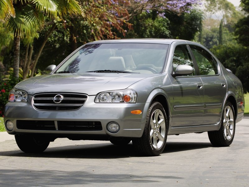 Nissan maxima a33 2000