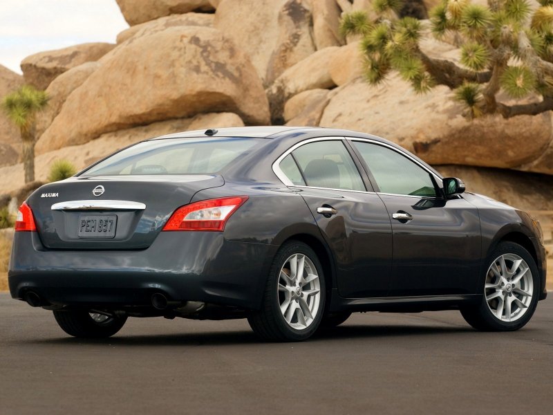 Nissan maxima a35 2014