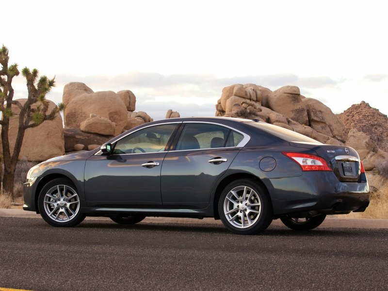 Nissan maxima a35 2014