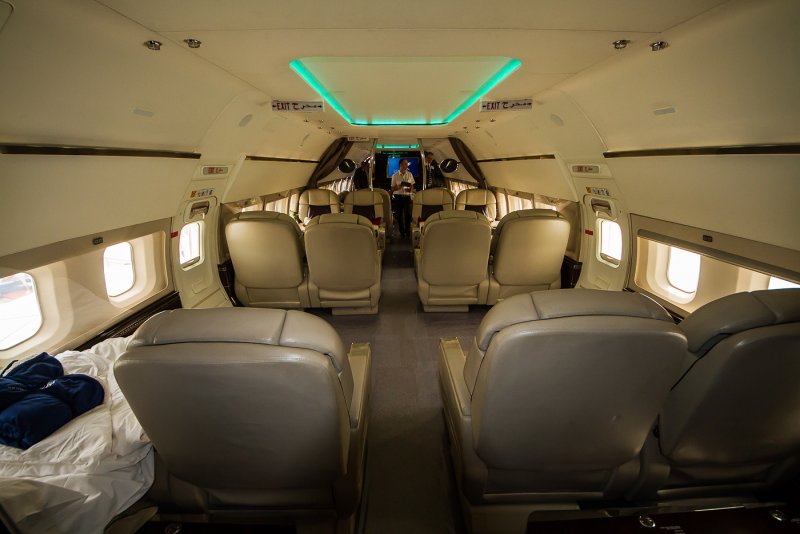 Cirrus Vision sf50 салон