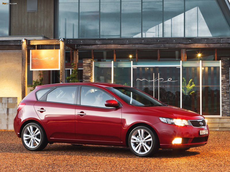 Kia Cerato Hatchback 2012