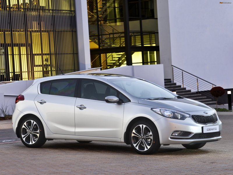 Kia Cerato хэтчбек