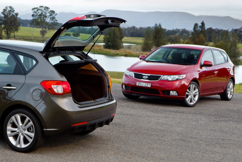 Kia Cerato хэтчбек
