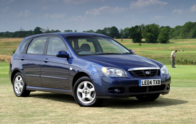 Kia Cerato 2007 хэтчбек