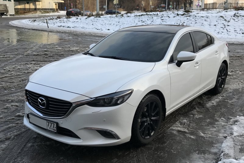 Мазда 6 2018 белая