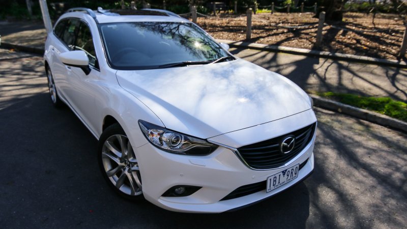 Mazda 6 2010 белая