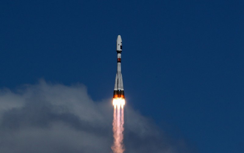 Ракета Союз на прозрачном фоне