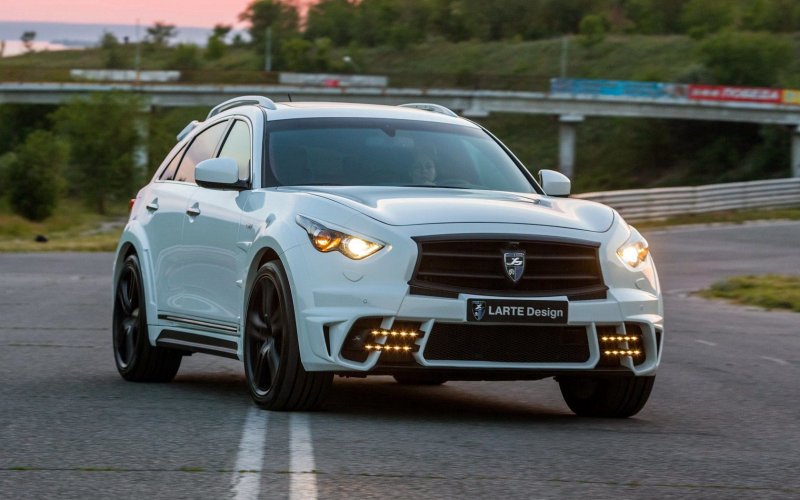 Infiniti qx70