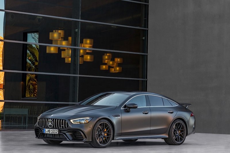 Mercedes AMG gt 63 s