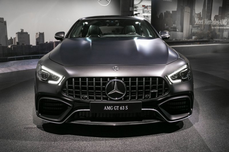 Мерседес АМГ gt 63 s черный