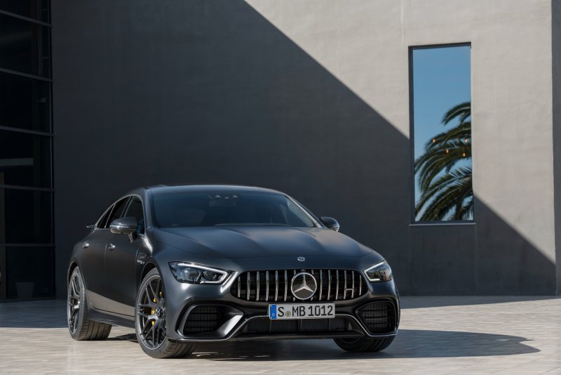 Mercedes AMG gt 63 s