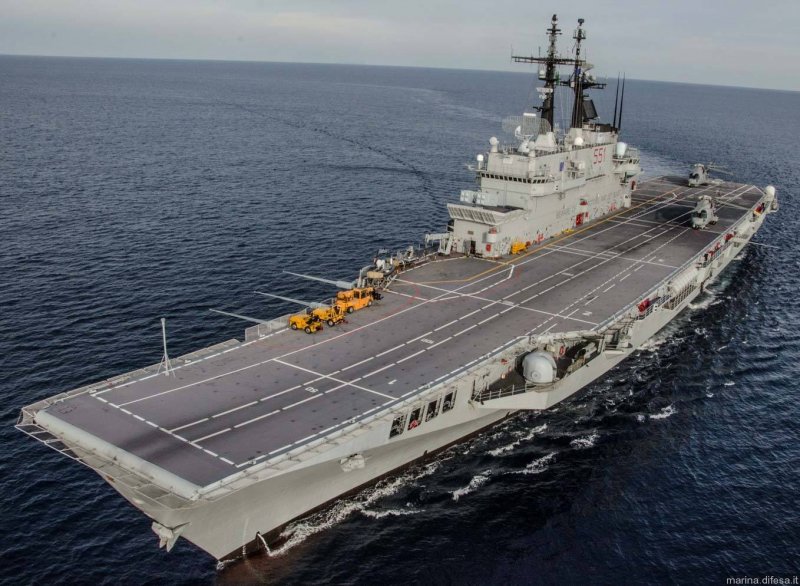Aircraft Carrier c 551 its Giuseppe Garibaldi