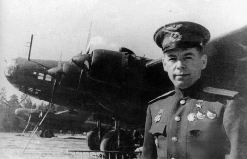 Михаил Васильевич Симонов