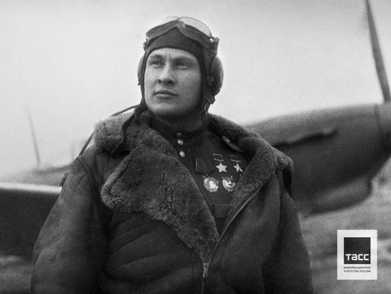Летчик Луганский Сергей Данилович