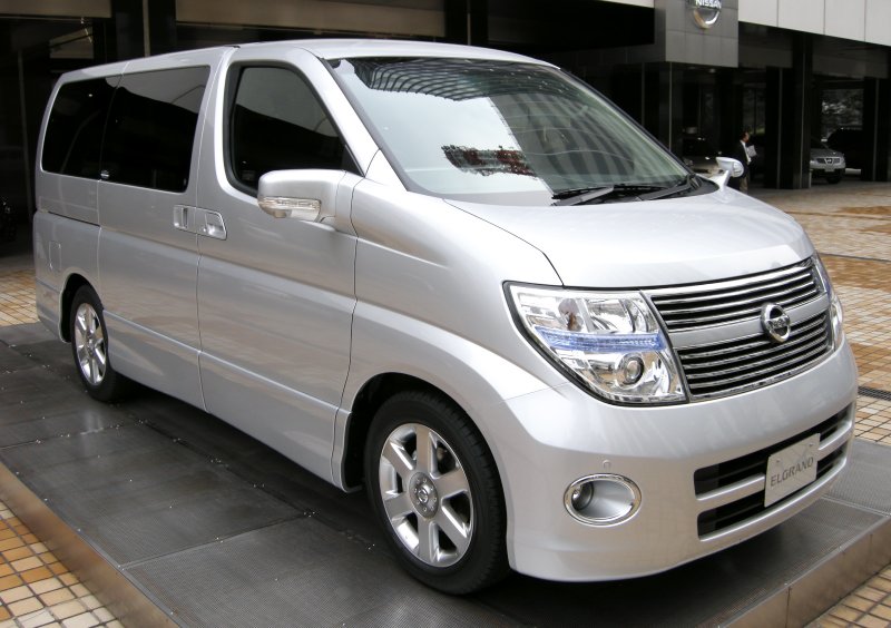 Nissan Elgrand 2007