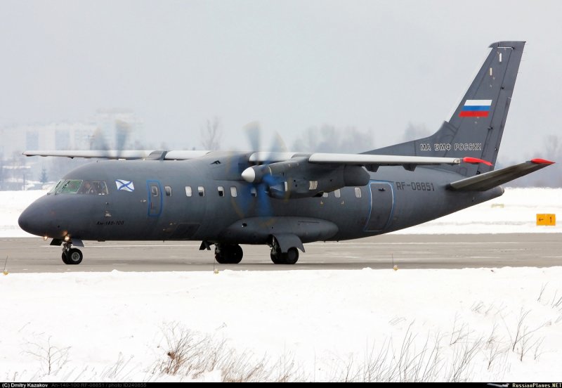 Самолёт АН-140