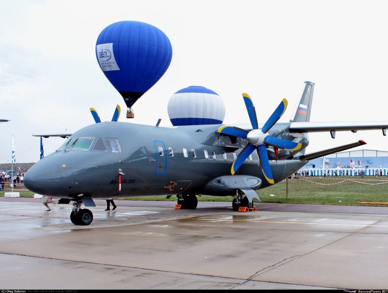 Турбовинтовой самолет АН-140