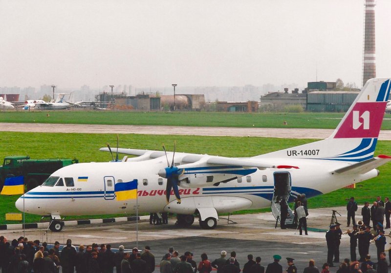 АН 140. Пассажирский