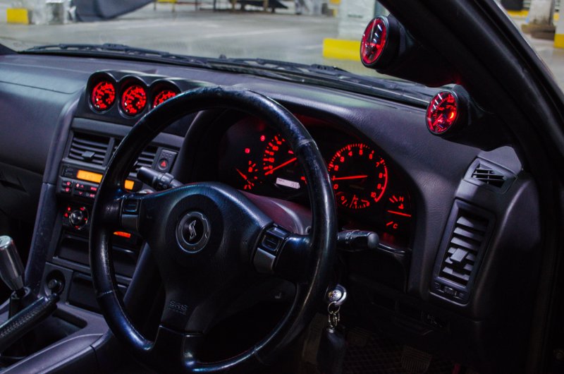 Nissan Skyline 2001 салон