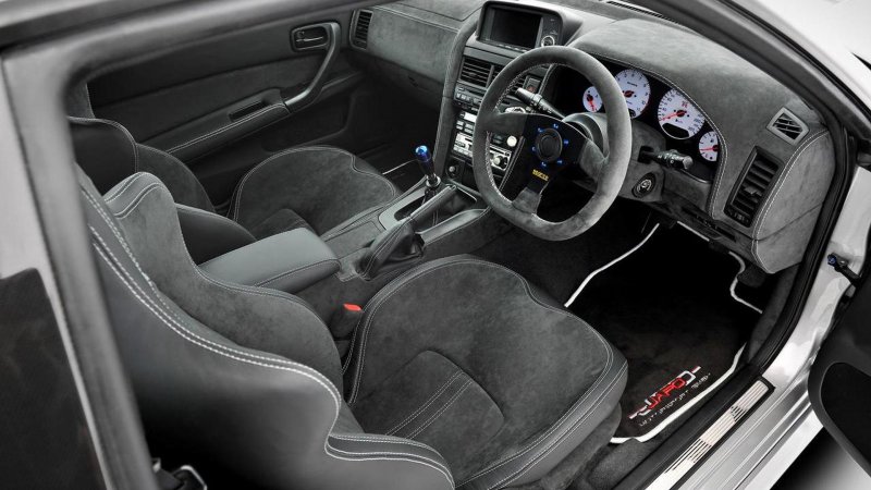 Nissan Skyline r34 салон