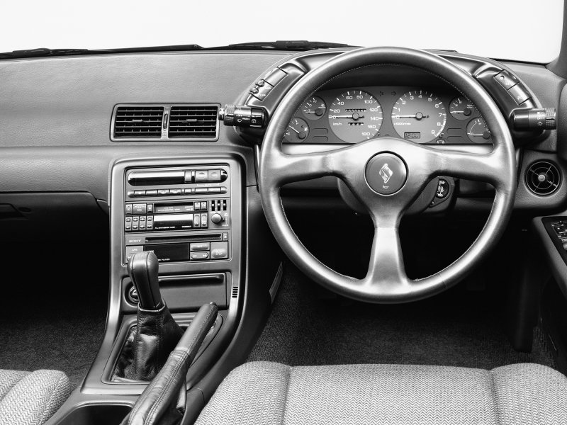 Nissan Skyline r32 салон