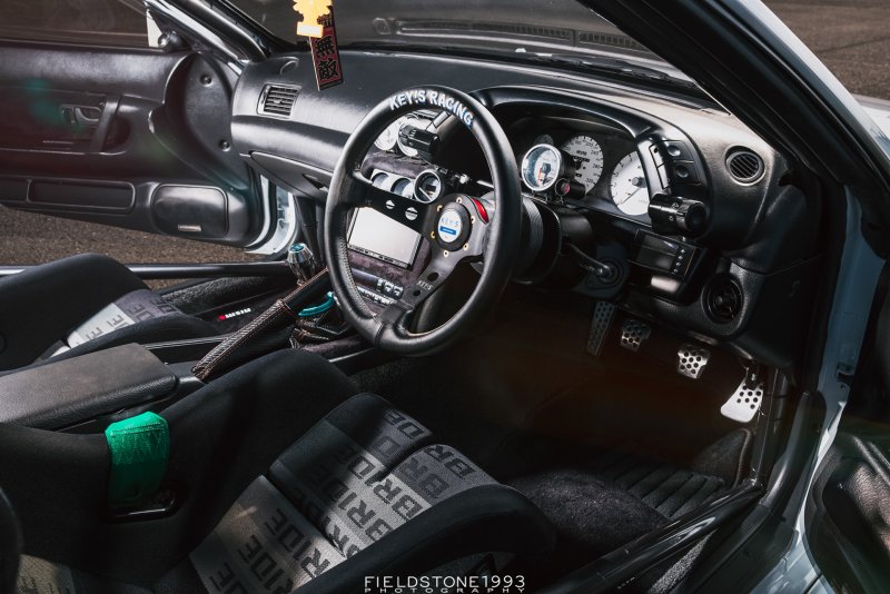 Nissan GTR 32 салон