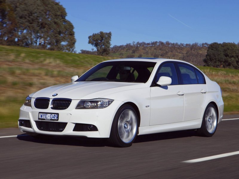 BMW e90 седан