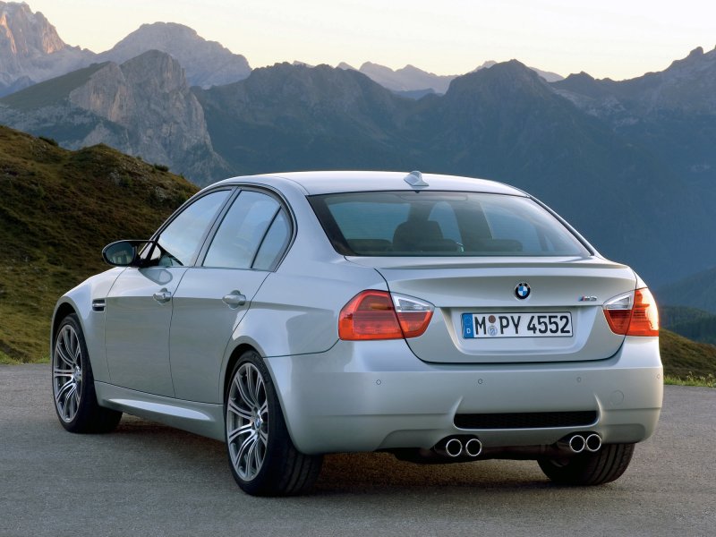 BMW m3 e90 седан