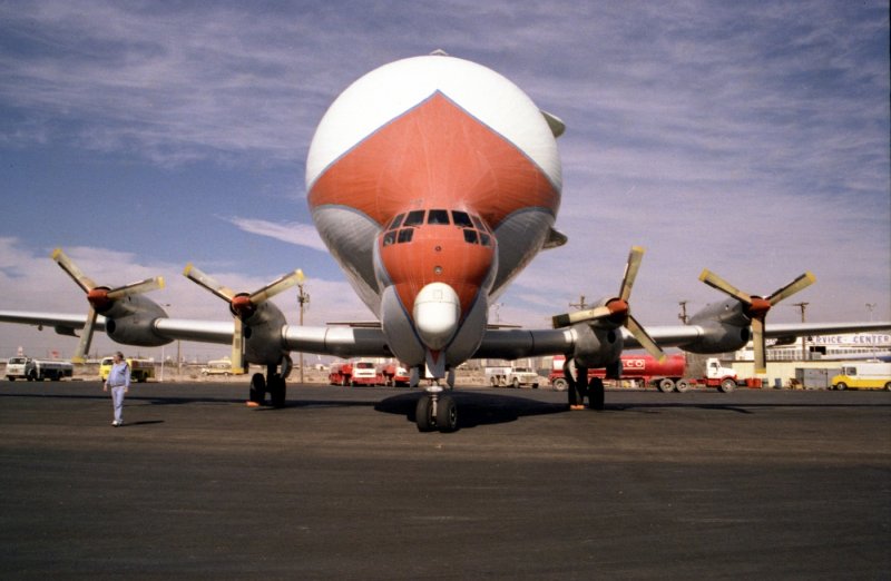 Aero Spacelines super Guppy