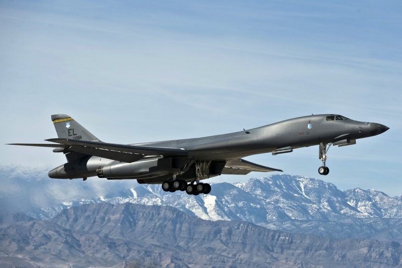 Стратегические бомбардировщики ВВС США B-1b