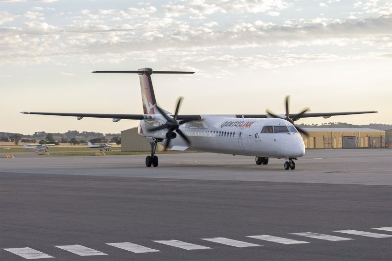 Dash 8 q200