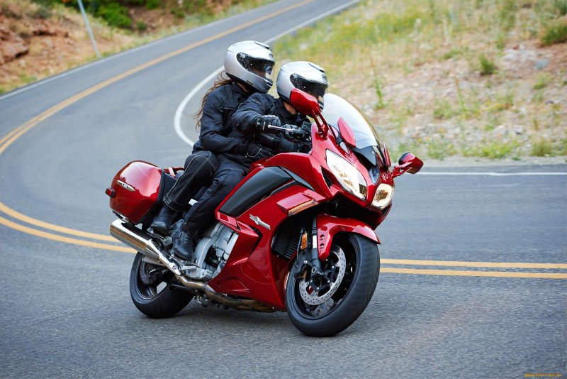 Kawasaki GTR 1400 concours