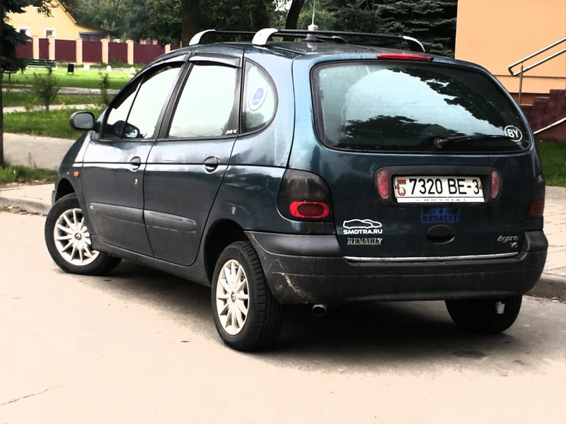 Renault Megane Scenic 2000г.