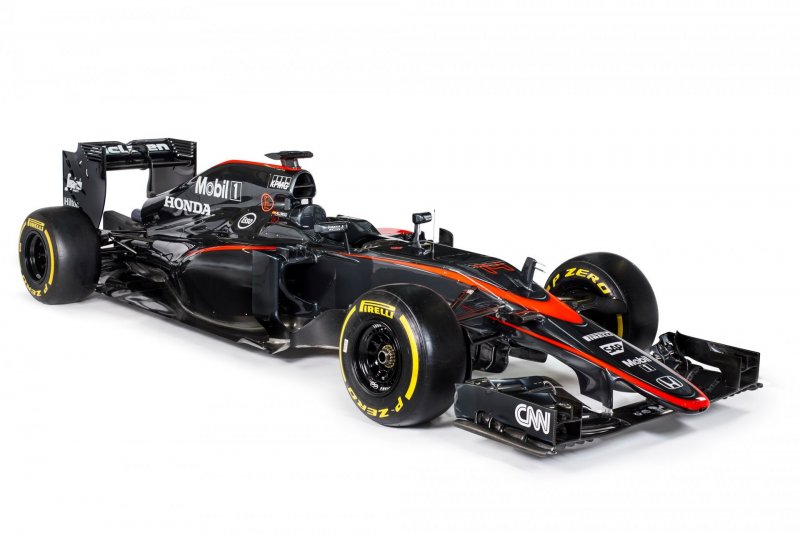 MCLAREN Болид f1 2015