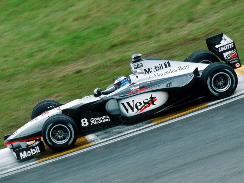 MCLAREN Mercedes MP 4 13