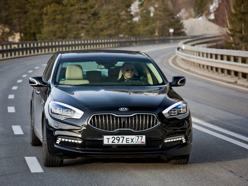Kia Quoris 2013
