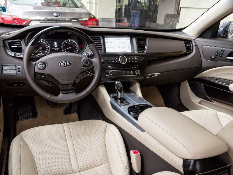 Kia Quoris 2020 салон