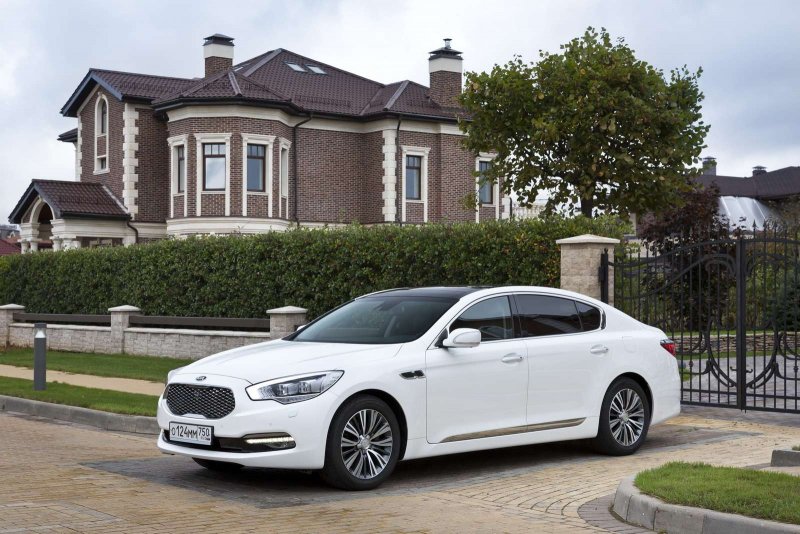 Kia Quoris