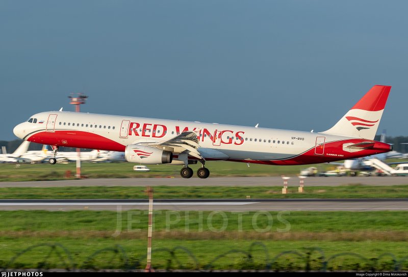 Red Wings 777-200 TFS