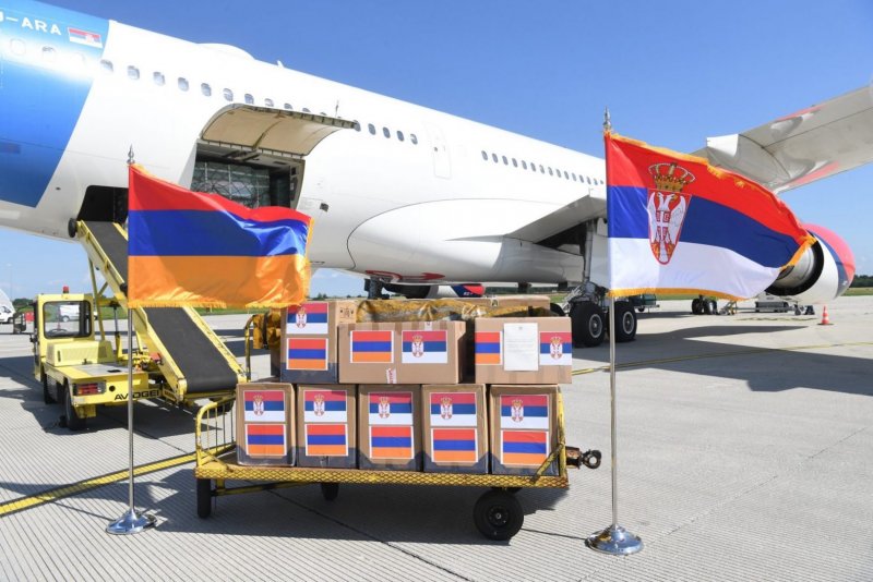 Самолёт президента Сербии