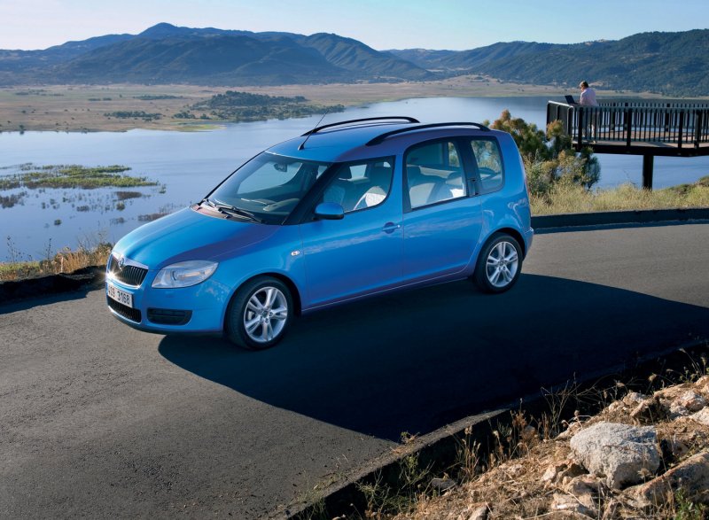 Skoda Roomster Scout 2012
