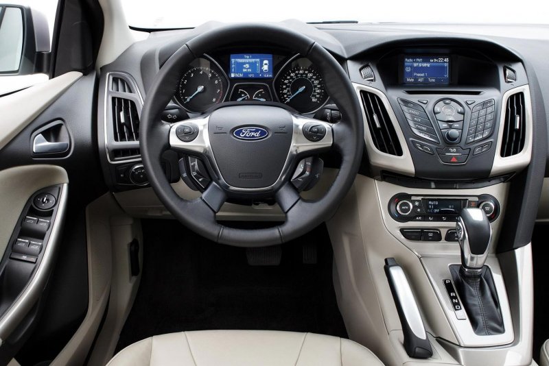 Ford Focus 3 салон
