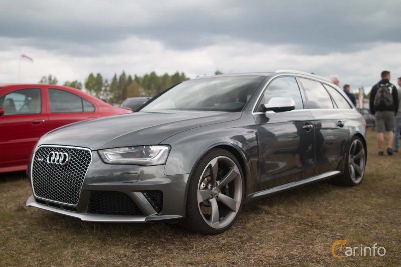 Audi s4 b8 2010