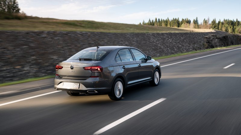 Volkswagen Polo лифтбек (Exclusive)